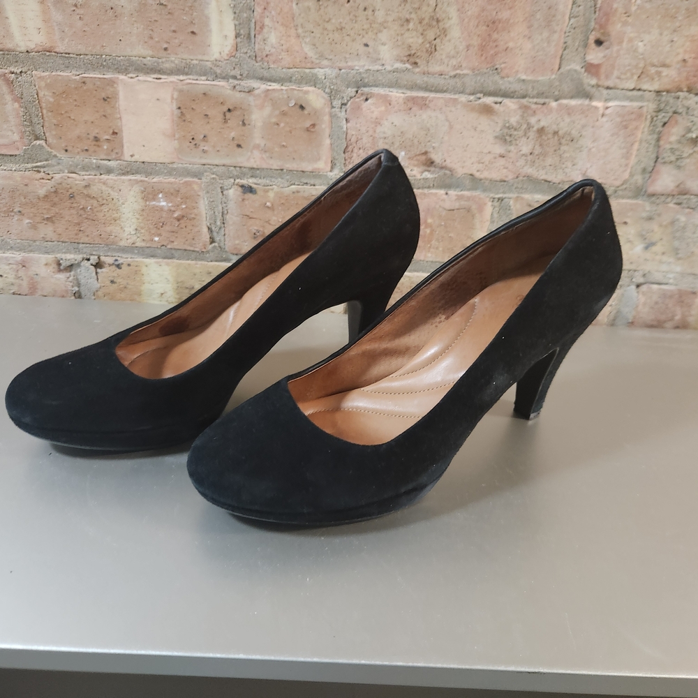 Clarks Black Heels Sophisticated Style